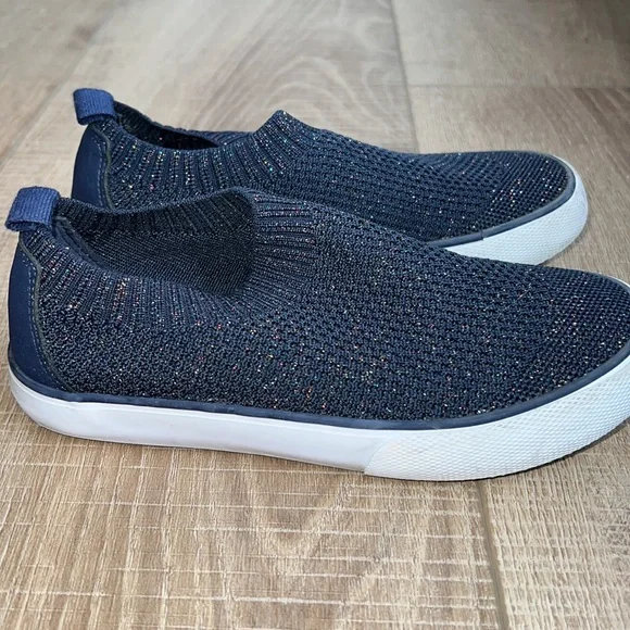 Girls Cat and Jack  pull on sneaker - Picture 4 of 9